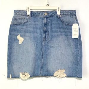 Time and Tru Womens Size 14 Denim Mini Jean Skirt Light Blue Wash Distressed